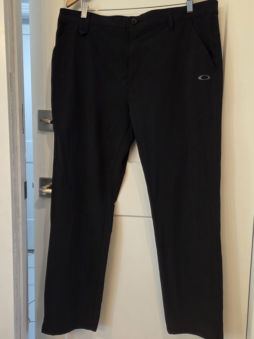 Oakley Black Tech Pants Mens 38 Regular Fit Golf Travel Performance